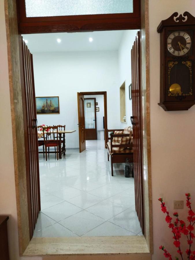Nonno Ciccio Apartment Lizzano  Extérieur photo